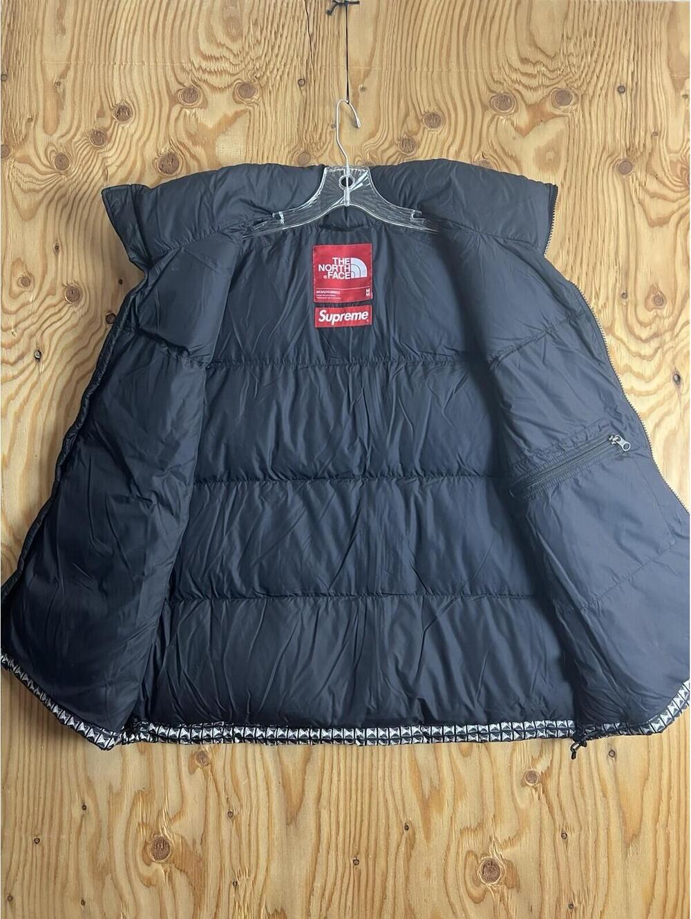 Supreme x The North Face Studded Nuptse Vest Mens M Black Puffer Hoody Jacket - Picture 10 of 15